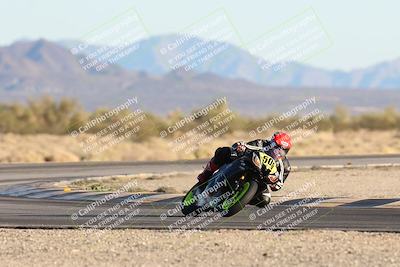 media/Dec-07-2025-CVMA (Sun) [[3e7d2de5dc]]/Race 17-Amateur Formula Middleweight/